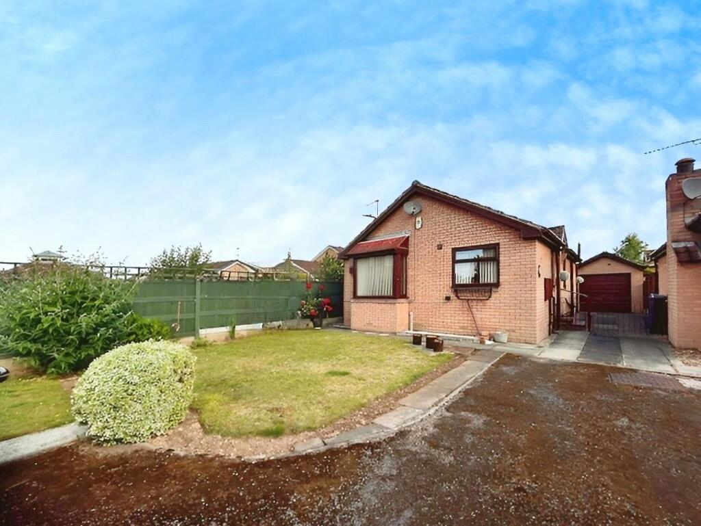 Main image of property: Meadow Walk, Edenthorpe, Doncaster, South Yorkshire, DN3