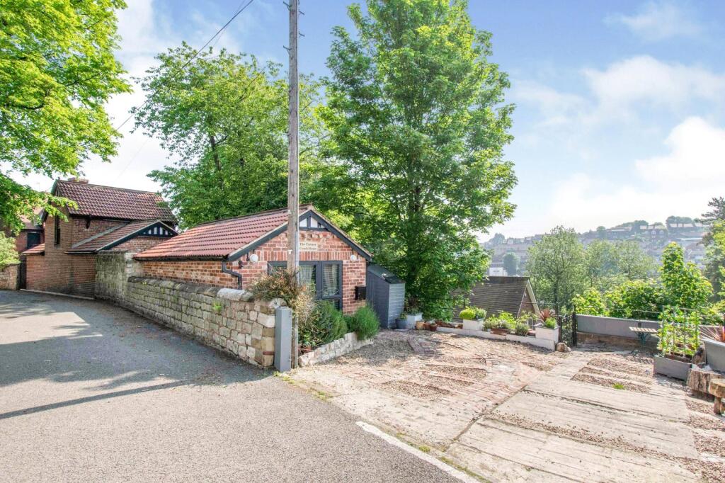 Main image of property: Castle Avenue, Conisbrough, Doncaster, South Yorkshire, DN12