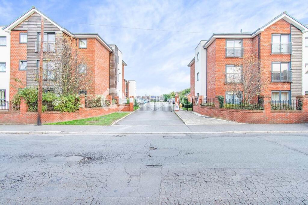 Main image of property: Mere Lane, Armthorpe, Doncaster, South Yorkshire, DN3