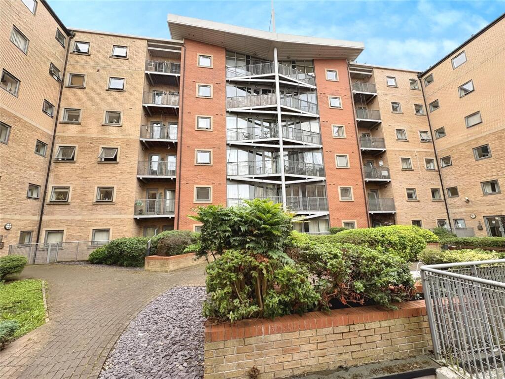 Main image of property: Kentmere Drive, Doncaster, South Yorkshire, DN4