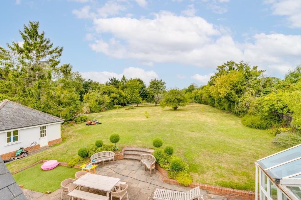 5 bedroom detached house for sale in Reynards Road, Welwyn