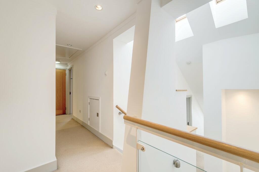 Additional property image - Mardley Hill, Mardley Heath, Welwyn, Hertfordshire, AL6