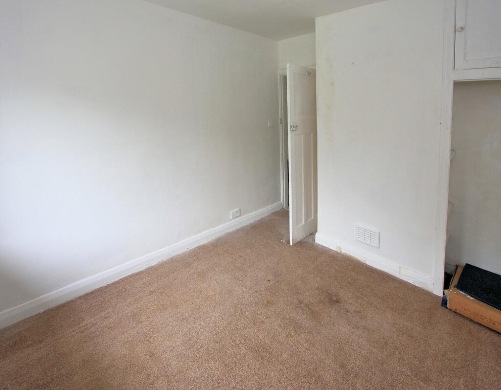 Additional property image - Canonsfield, Oaklands, Welwyn, Hertfordshire, AL6