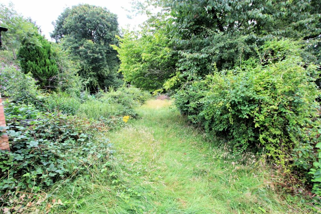 Additional property image - Canonsfield, Oaklands, Welwyn, Hertfordshire, AL6