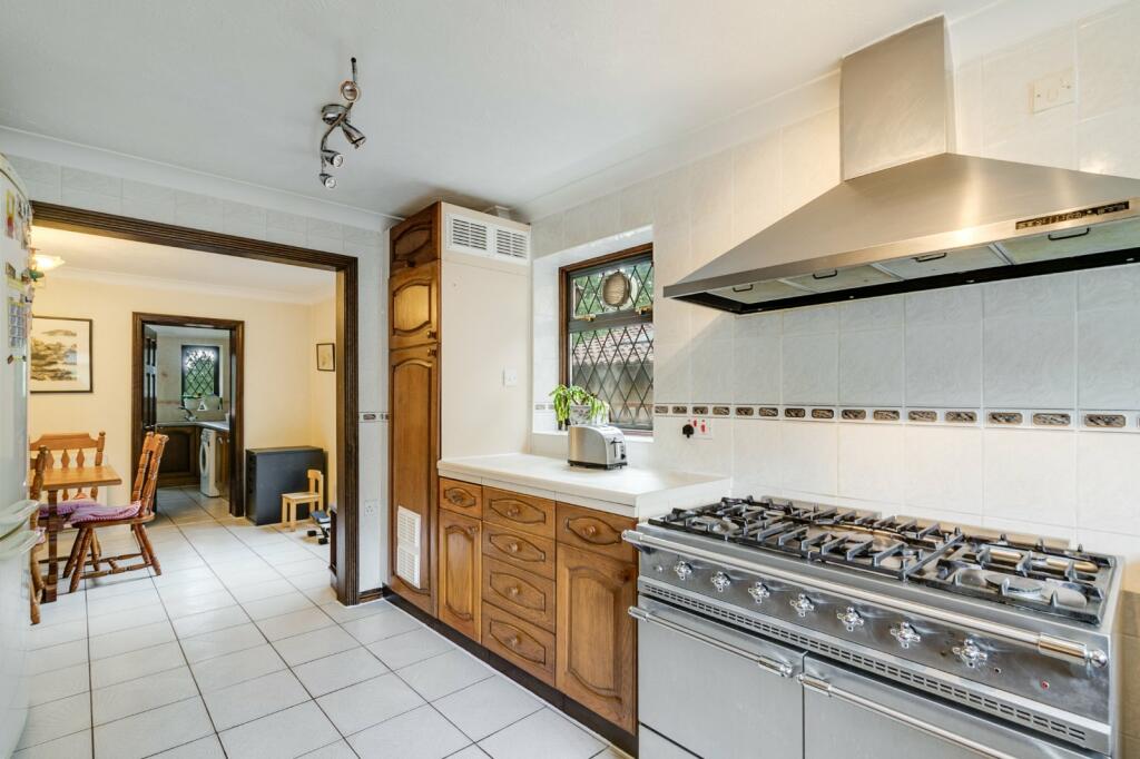Additional property image - Mardley Wood, Oaklands, Welwyn, Hertfordshire, AL6