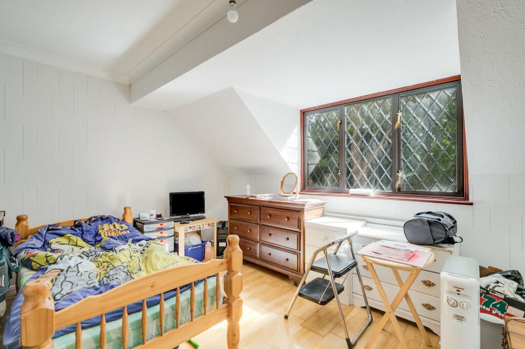 Additional property image - Mardley Wood, Oaklands, Welwyn, Hertfordshire, AL6