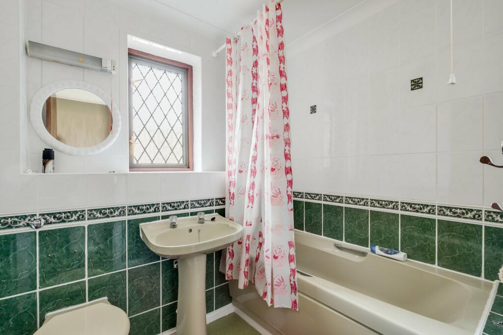 Additional property image - Mardley Wood, Oaklands, Welwyn, Hertfordshire, AL6