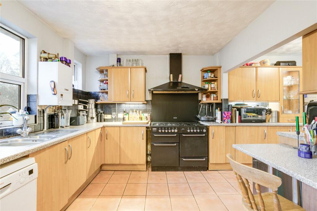 Additional property image - Robbery Bottom Lane, Oaklands, Welwyn, Hertfordshire, AL6