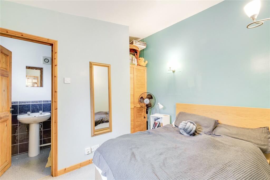 Additional property image - Robbery Bottom Lane, Oaklands, Welwyn, Hertfordshire, AL6