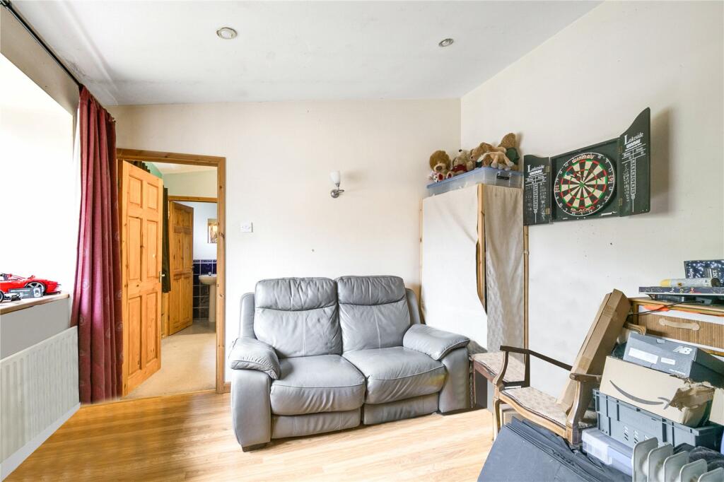 Additional property image - Robbery Bottom Lane, Oaklands, Welwyn, Hertfordshire, AL6