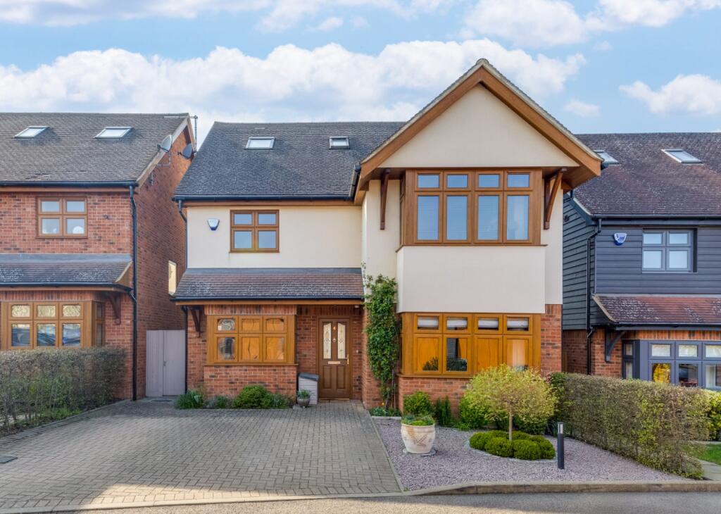 Main image of property: Highgrove Close, Benington, Hertfordshire, SG2