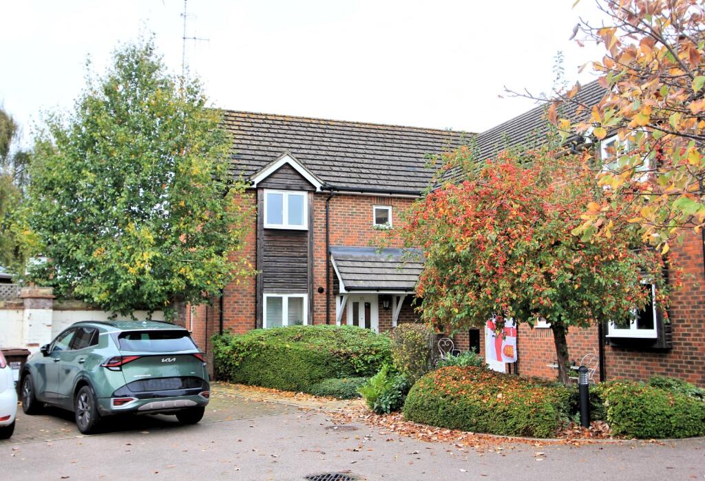 Main image of property: Wolves Mere, Woolmer Green, Hertfordshire, SG3
