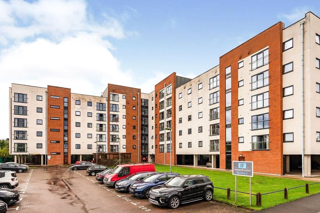 Main image of property: Pilgrims Way, Salford, Greater Manchester, M50