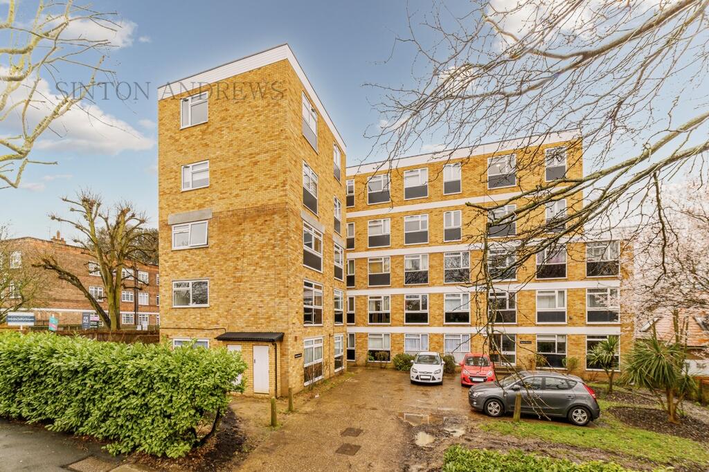 1 bedroom flat for sale in Long Acre Court, Argyle Road, Ealing, W13