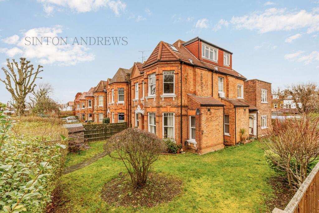 1 bedroom flat for sale in 1b, Queens Walk, Ealing, W5