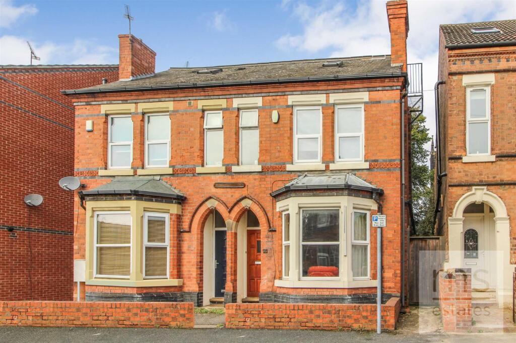 Main image of property: GAS & ELECTRIC INCLUDED £121pppw Trinity Avenue, Lenton, Nottingham