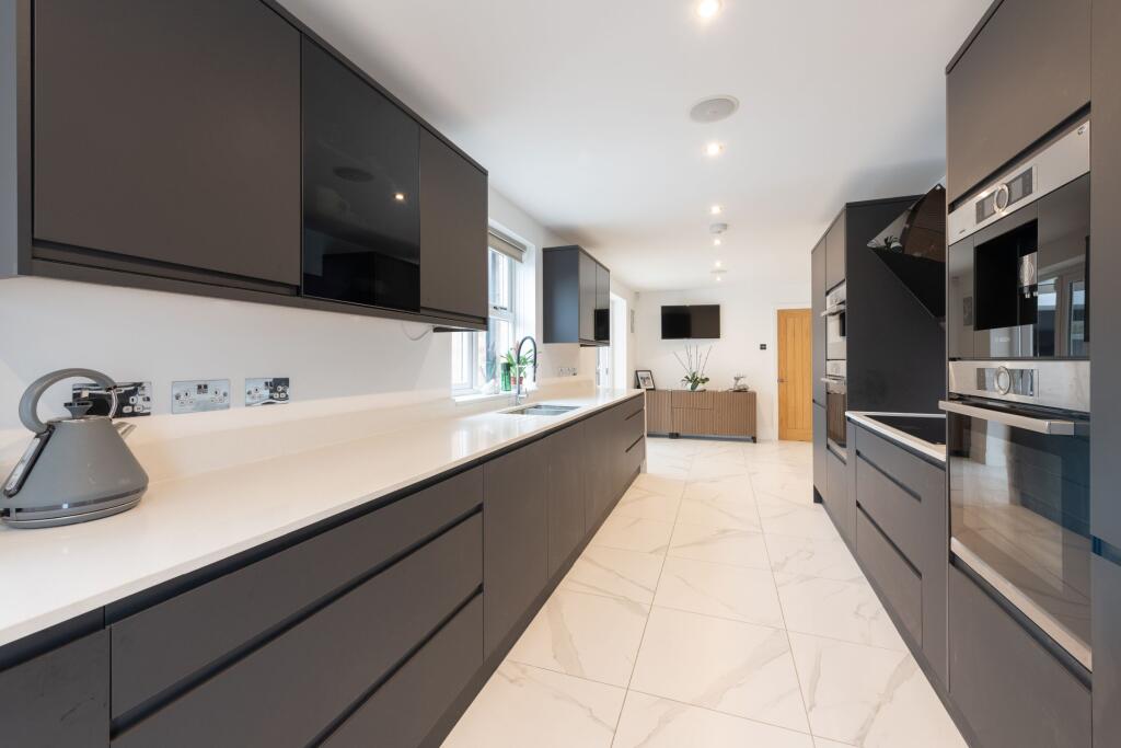 Main image of property: Wyldwood Close, CM17