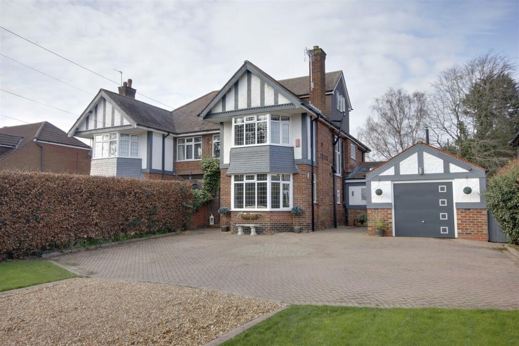 5 bedroom semidetached house for sale in West Ella Road, Kirk Ella, HU10