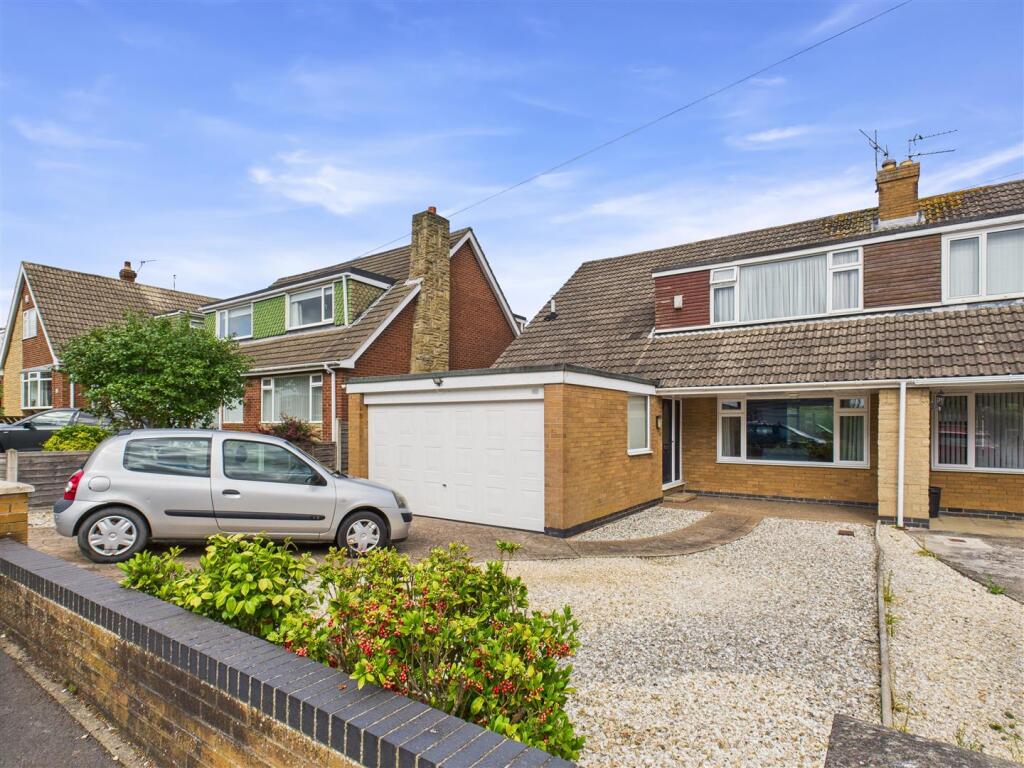 Main image of property: Grundale, Kirk Ella
