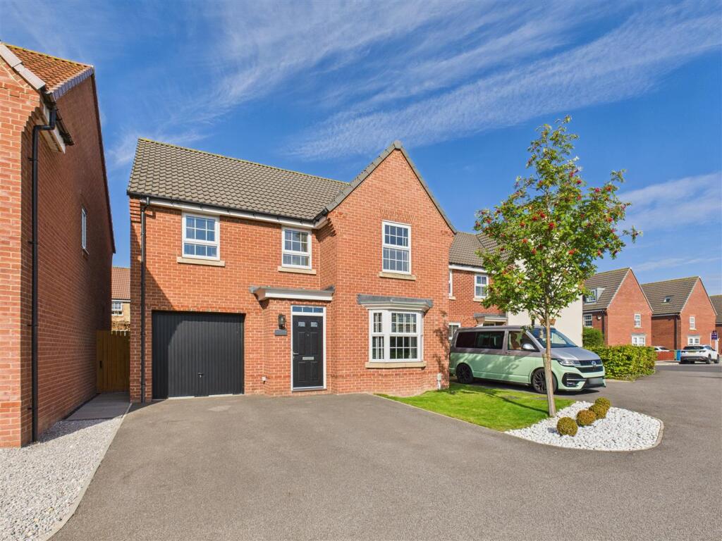 Main image of property: Samuelson Croft, Hessle