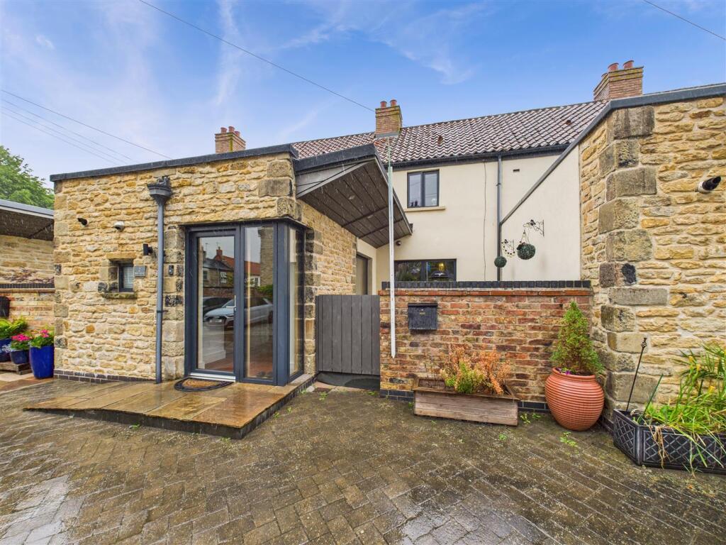 Main image of property: Bells Fold, North Cave