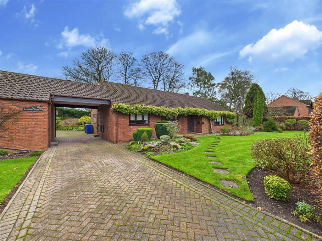 Main image of property: On Hill, Swanland