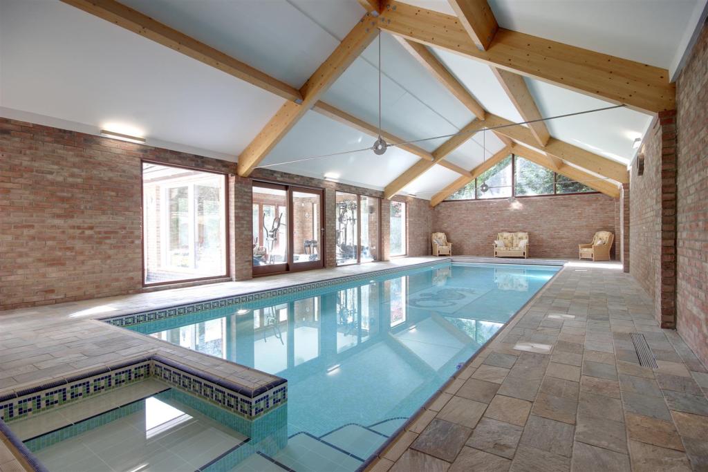 5 bedroom detached house for sale in Kemp Road, Swanland, HU14