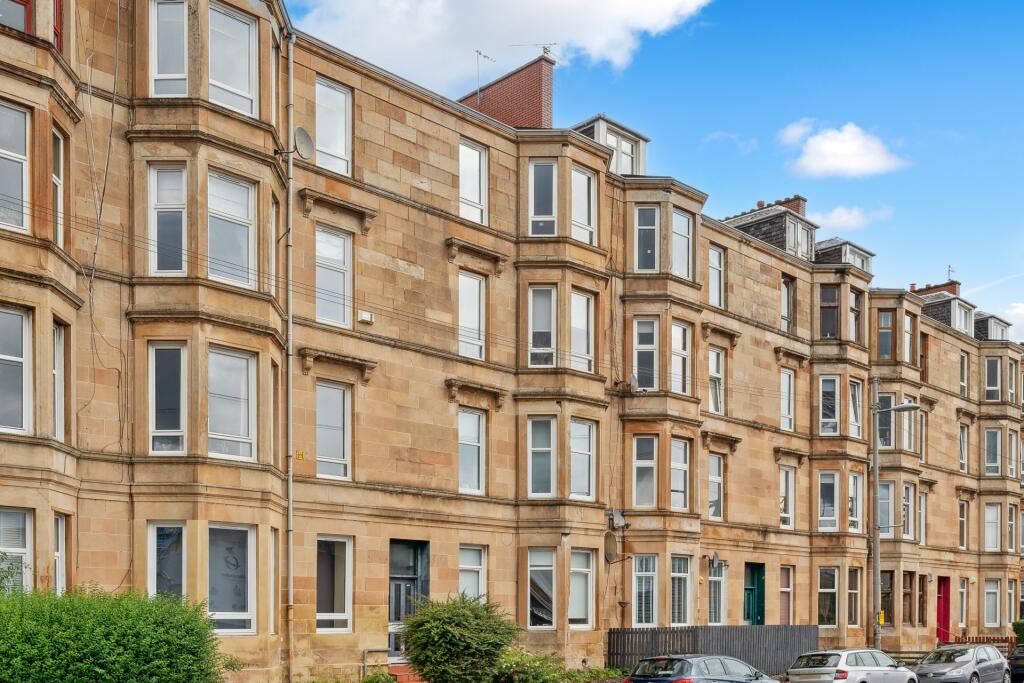2 bedroom flat for sale in Somerville Drive, Flat 2/2, Mount Florida, Glasgow, G42 9BJ, G42