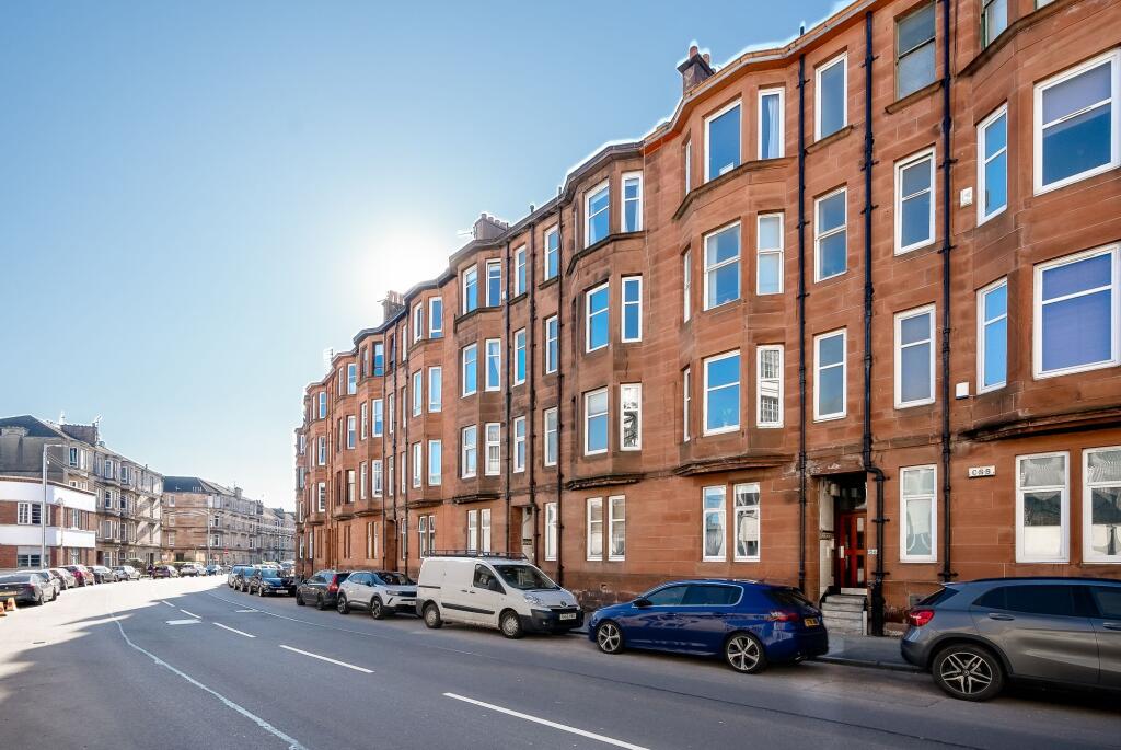 Main image of property: 156 Newlands Road, Flat 0/1, Cathcart, Glasgow, G44 4ES