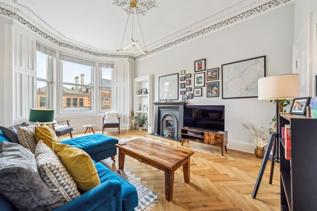 Main image of property: 481 Victoria Road, Flat 1/2, Queens Park, Glasgow, G42 8RL