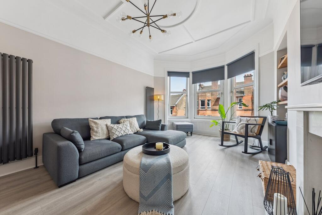 Main image of property: 10 Underwood Street, Flat 3/2, Shawlands, Glasgow, G41 3EP