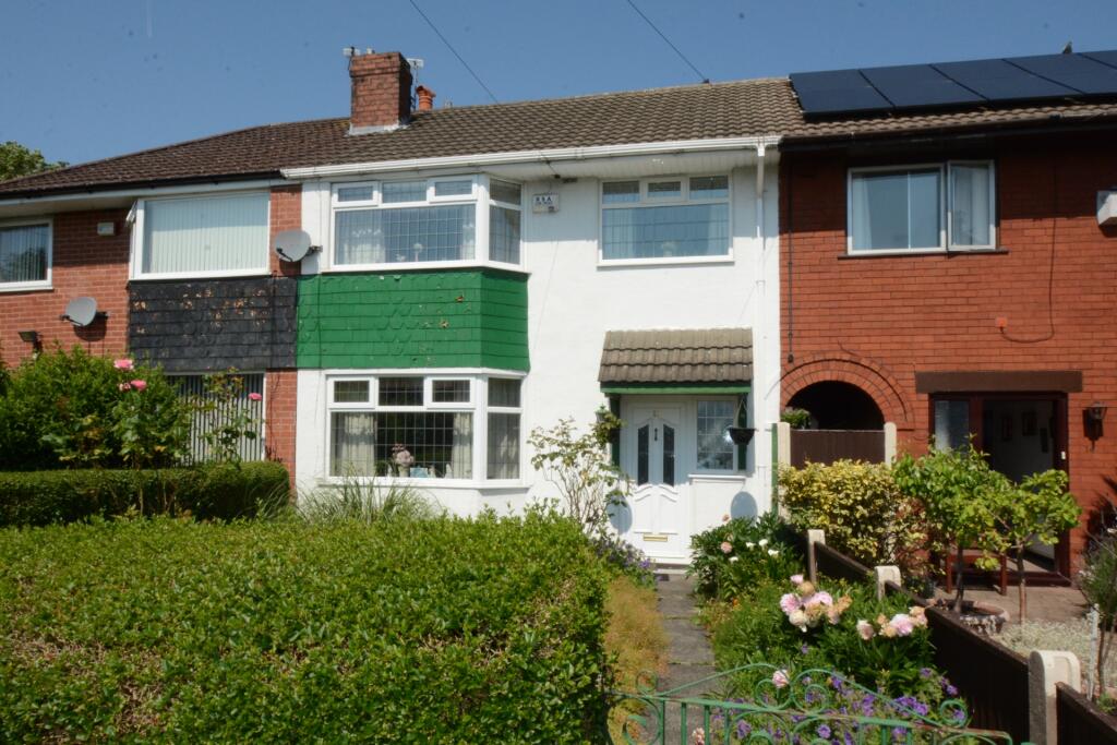 3 bedroom mews property for sale in Gorse Avenue, Droylsden, M43