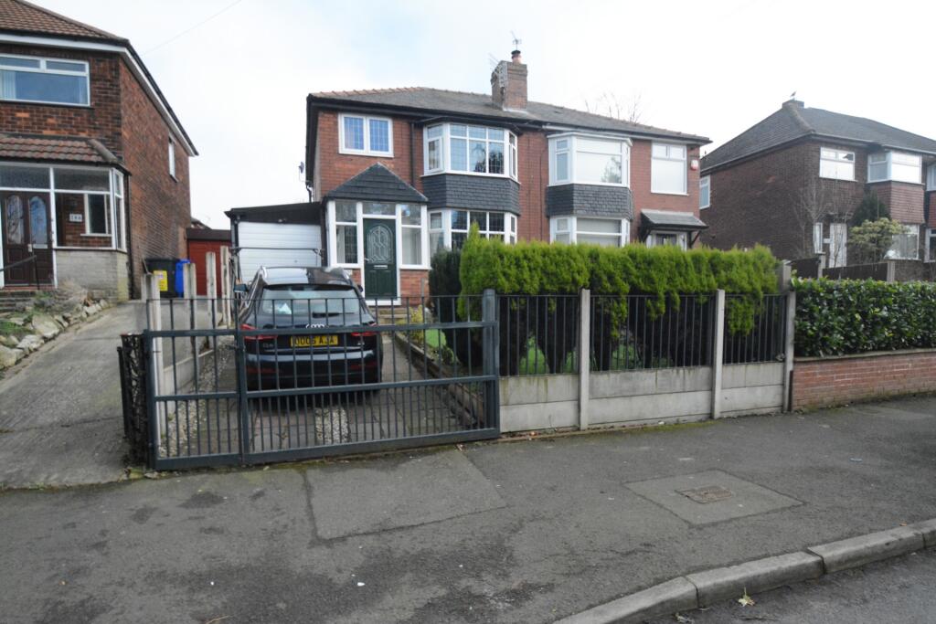 Main image of property: Greenside Lane, Droylsden, M43