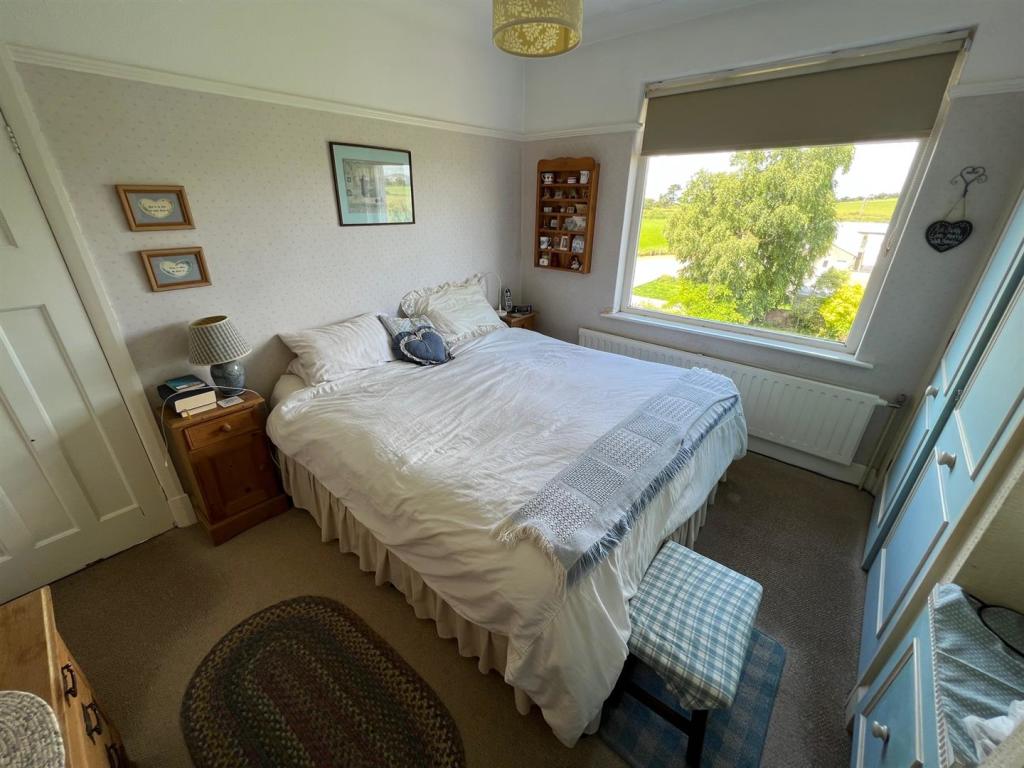 3 bedroom detached house for sale in Coastal Road, Hest Bank, Lancaster