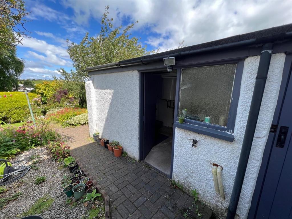3 bedroom detached house for sale in Coastal Road, Hest Bank, Lancaster