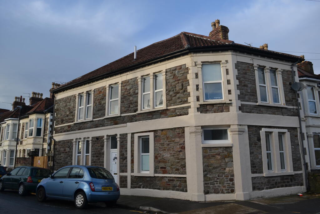 Main image of property: 46b Avonvale Road Bristol BS5 9RP