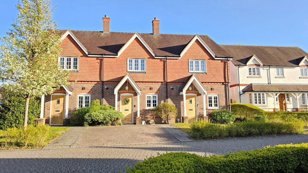 Main image of property: Cobbett's View, Burghclere RG20 9AJ