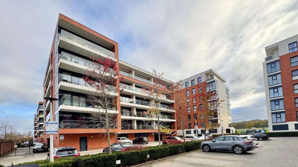 Main image of property: Selkirk House, Newbury, RG14 7GP