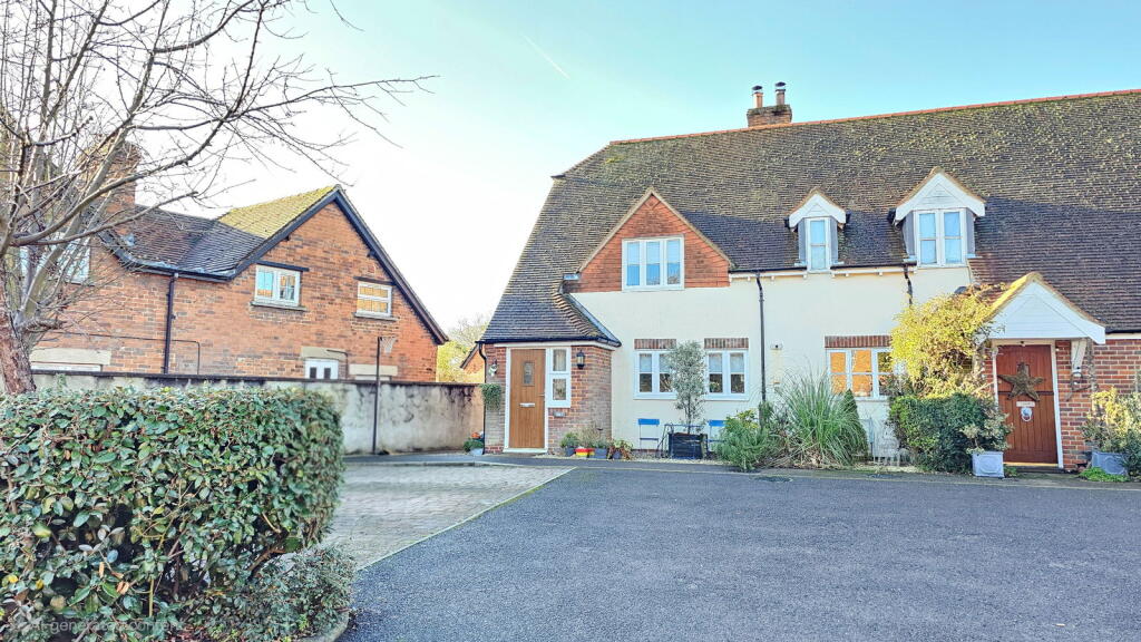 Main image of property: Roden Down Mews, Compton RG20 6QP