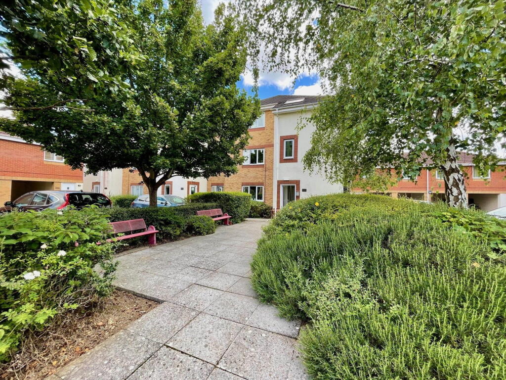 Main image of property: Redshank Court, Thatcham, RG19 3UE