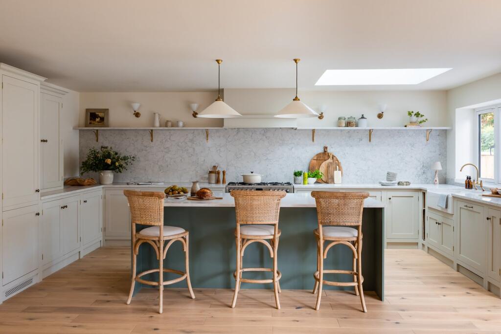 Main image of property: Crossways, Churt, Farnham, GU10