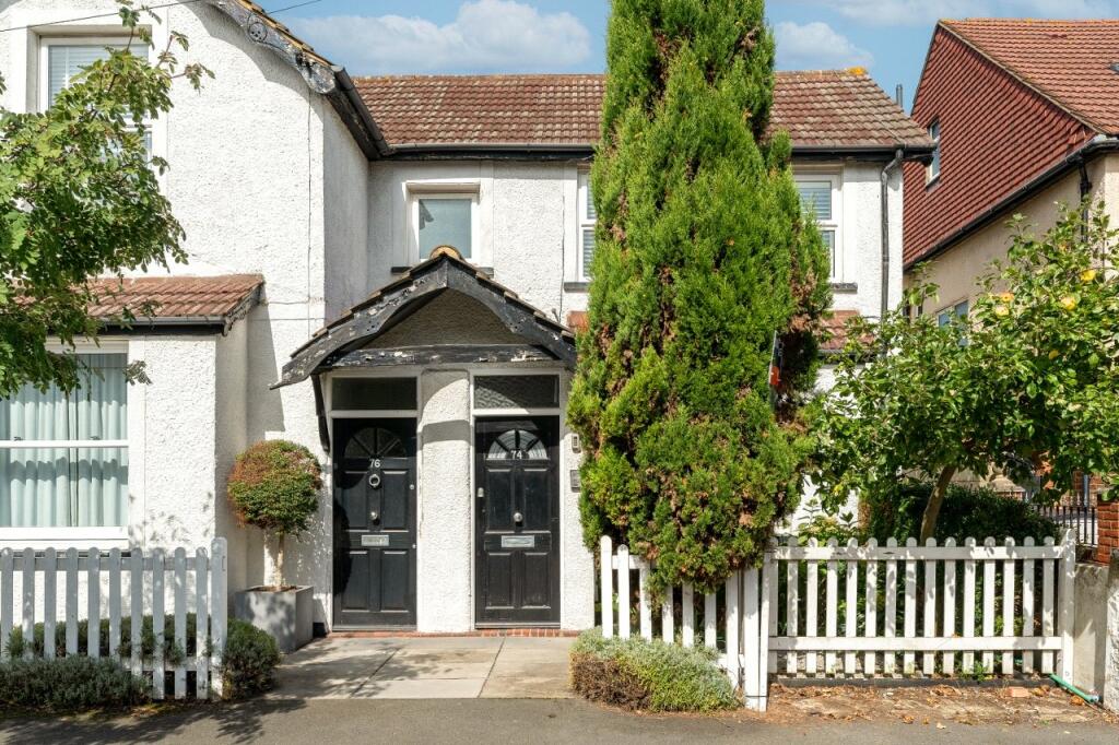 2 bedroom detached house for sale in Beauchamp Road, Sutton, SM1