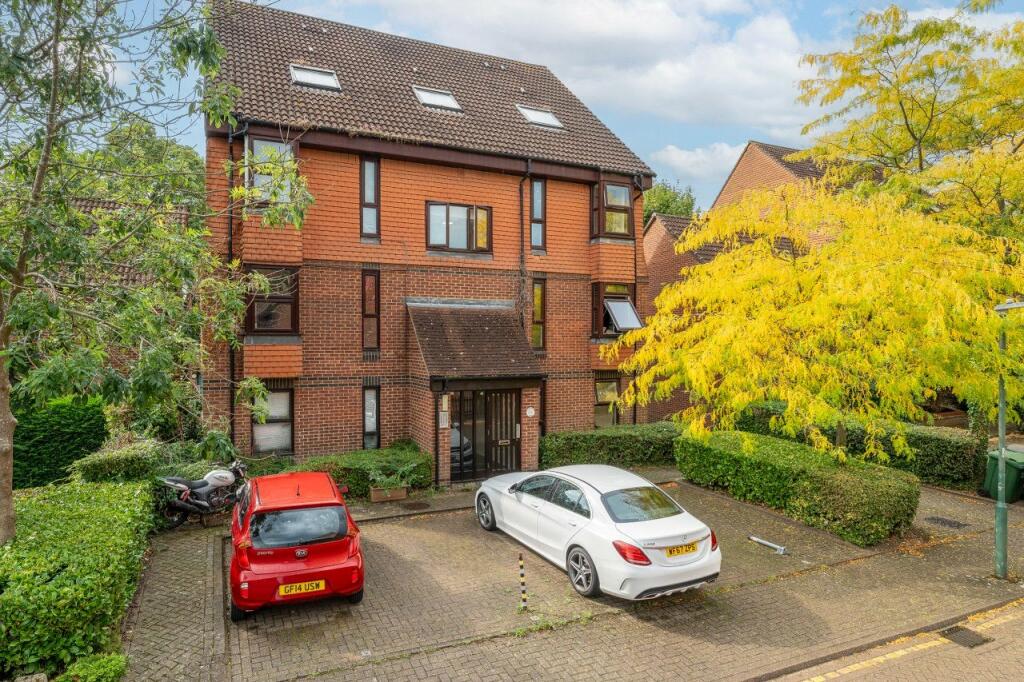 Main image of property: Turnpike Lane, Sutton, SM1