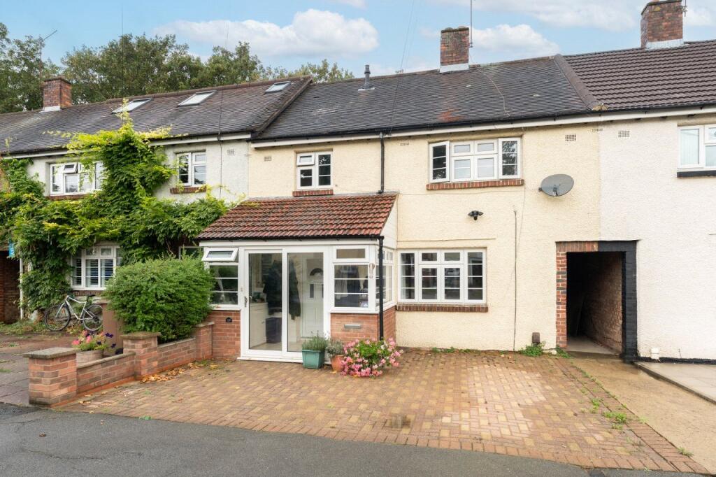 4 bedroom terraced house