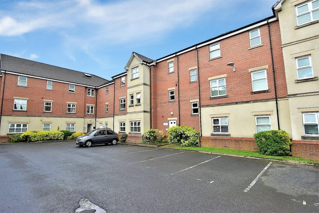 2 bedroom apartment for sale in New Belvedere Close, Stretford, M32