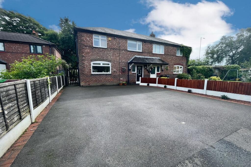 Main image of property: Hurstbank Avenue, Burnage