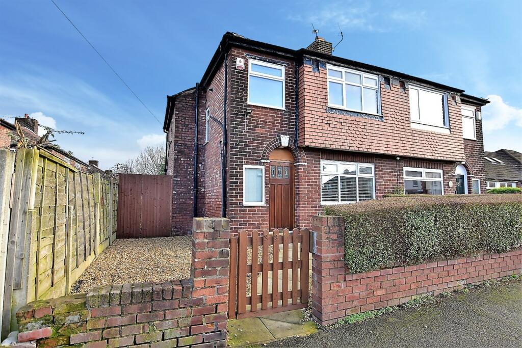 3 bedroom semidetached house for sale in Lindsay Road, Burnage, M19