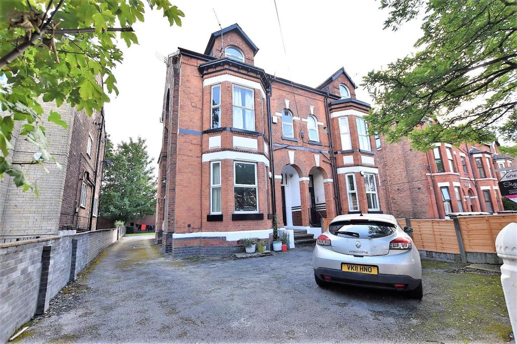 1 bedroom apartment for sale in Clyde Road, Didsbury, M20