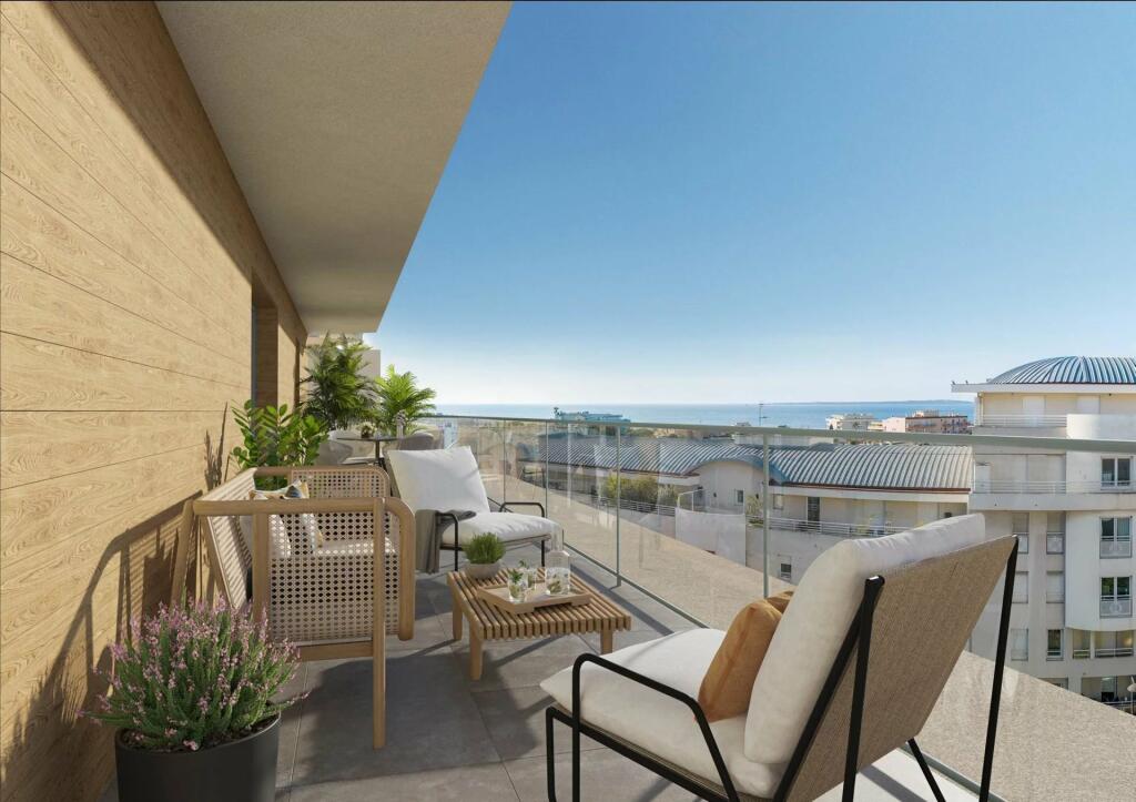 Main image of property: Provence-Alps-Cote d`Azur, Alpes-Maritimes, Juan-les-Pins