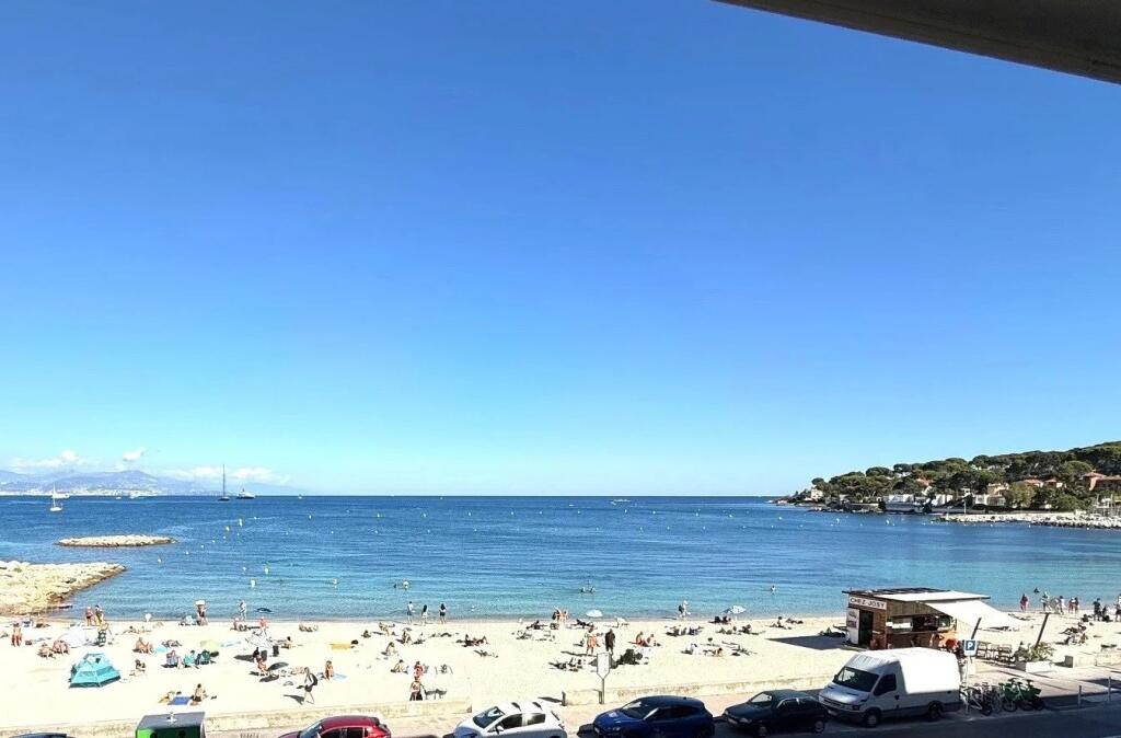 Main image of property: Provence-Alps-Cote d`Azur, Alpes-Maritimes, Antibes